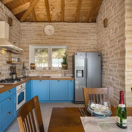 Ferienhaus Katarina Diklo *