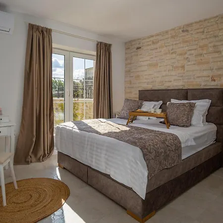 Katarina Diklo Ferienhaus Zadar